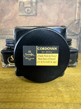 Load image into Gallery viewer, Saphir medaille D&#39;or Cordovan Cream 75mm
